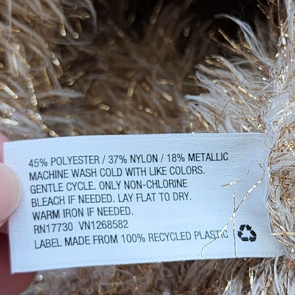 Wild Fable Gold Long Sleeve Fuzzy Sweater Size XS - Picture 9 of 9